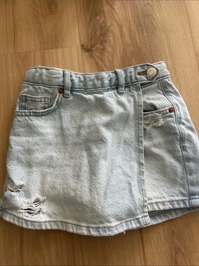 Girls Zara Light Blue Distressed Denim Skort